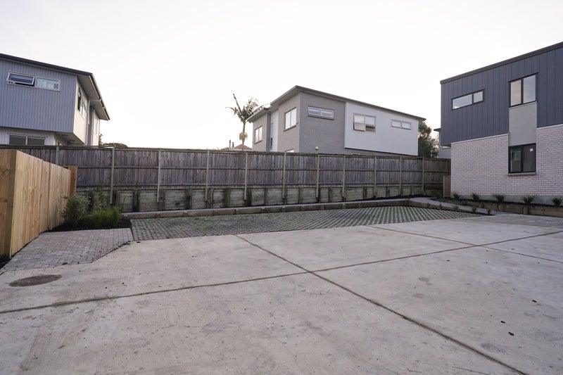 8/47 Arawa Street, New Lynn, Auckland - Carousel 7