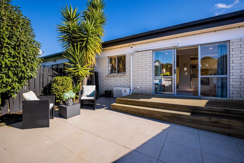 1/21 Houghton Street, Meadowbank, Auckland - Carousel 2