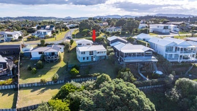 39 Cheviot Street, Mangawhai Heads, Mangawhai - Carousel 1
