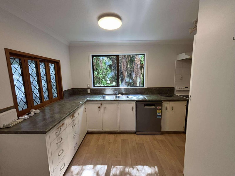 1/11 Invercargill Drive, Kelson, Lower Hutt - Carousel 2