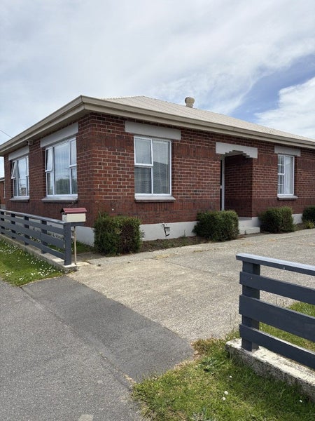 40 Bainfield Road, Waikiwi, Invercargill - Carousel 1