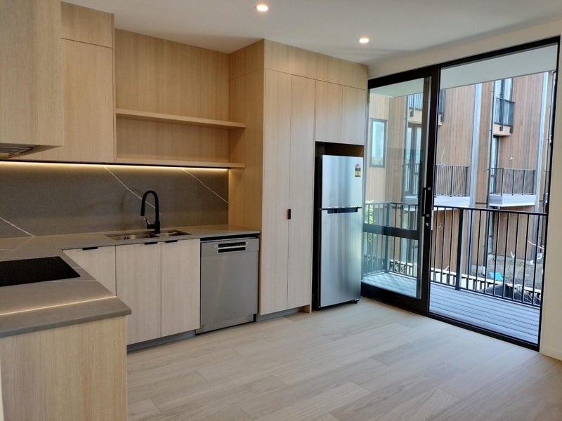 64 Scoria Crescent, Stonefields, Auckland - Carousel 2