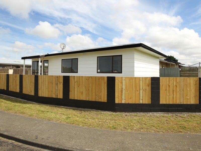 89A Tarbet Street, Flaxmere, Hastings - Carousel 1