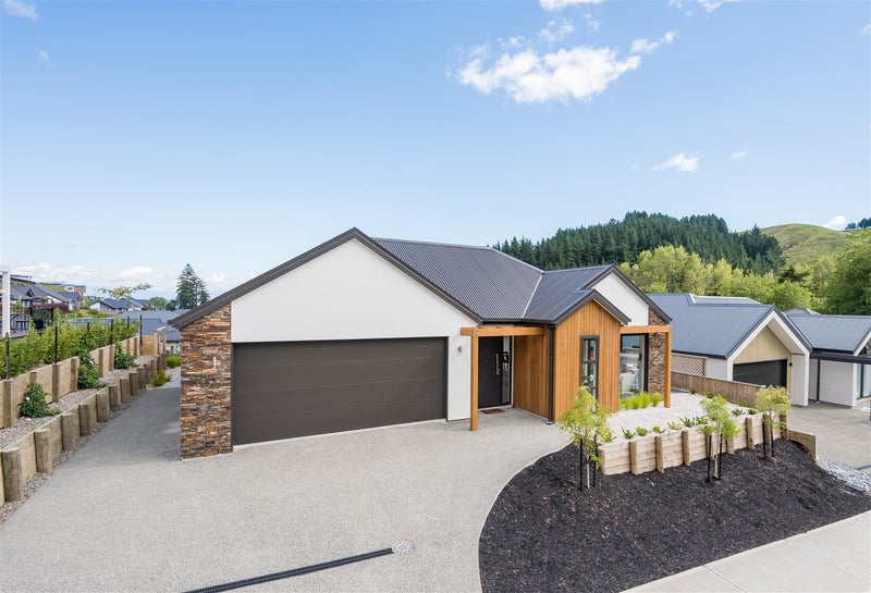 6 Old Farm Road, Stoke, Nelson - Carousel 1