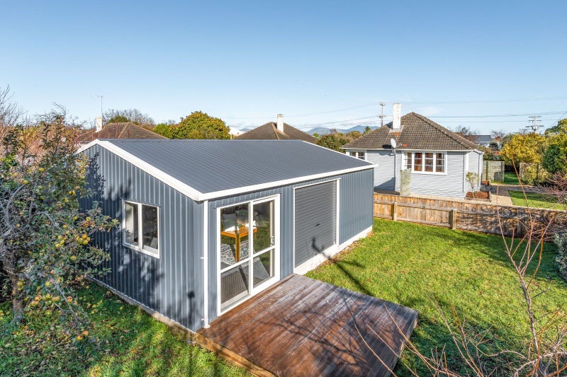 30 Broadway Street, Martinborough - Carousel 1