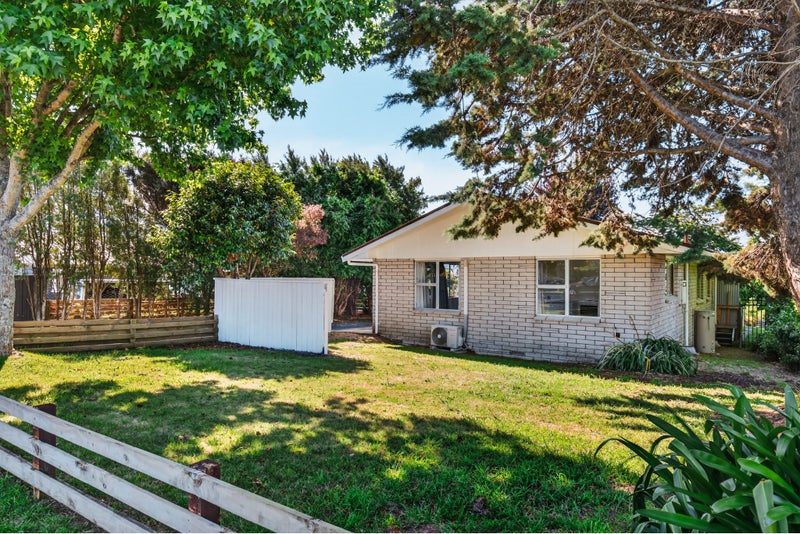 1/16 Cumberland Street, Tauhara, Taupō - Carousel 1