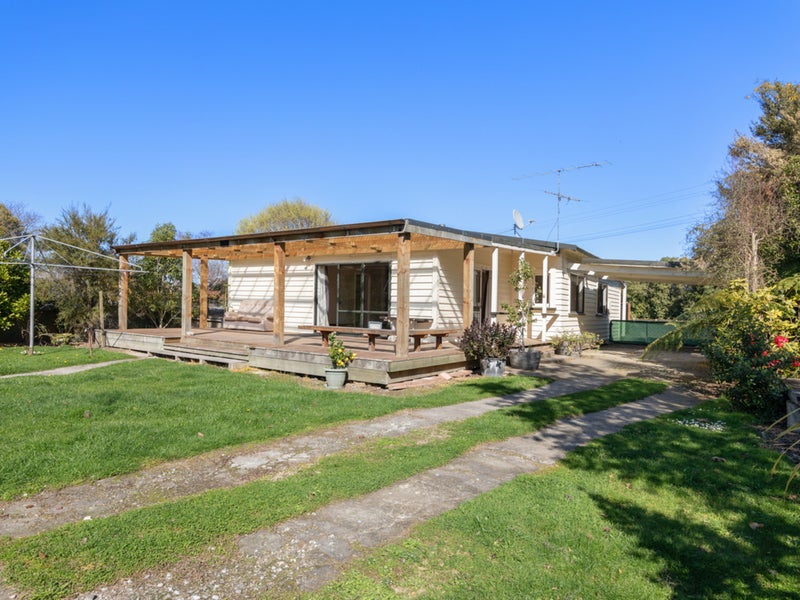 22 Knights Lane, Grovetown, Blenheim - Carousel 1