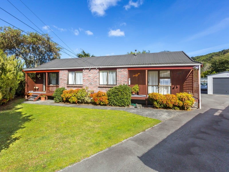 94A Longfellow Street, Trentham, Upper Hutt - Carousel 1