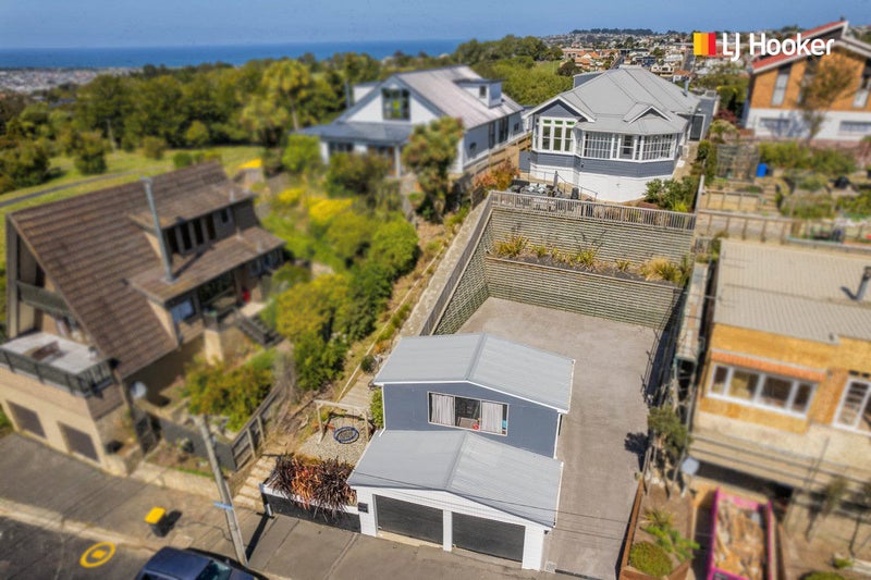 5 Preston Crescent, Belleknowes, Dunedin - Carousel 2