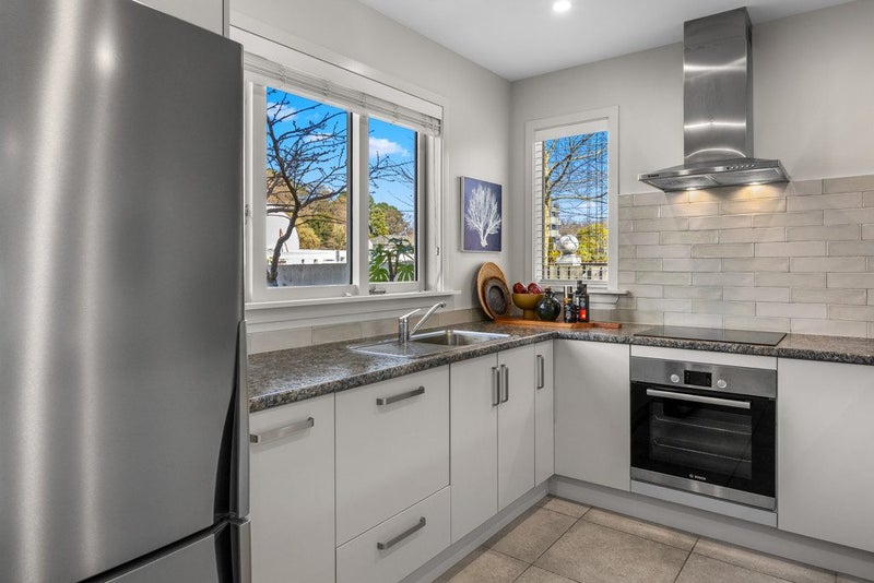 1/89 Carlton Mill Road, Merivale, Christchurch - Carousel 2