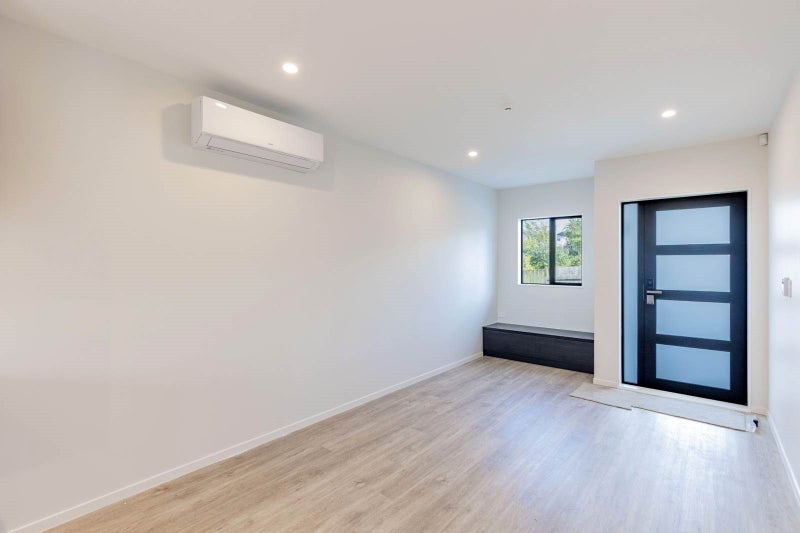 129C Barrack Road, Mount Wellington, Auckland - Carousel 6