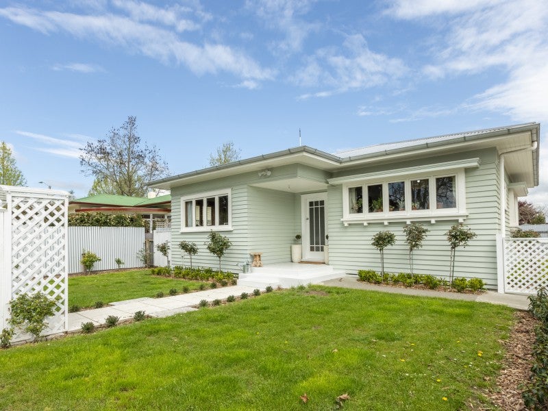 103 Murdoch Road East, Akina, Hastings - Carousel 1