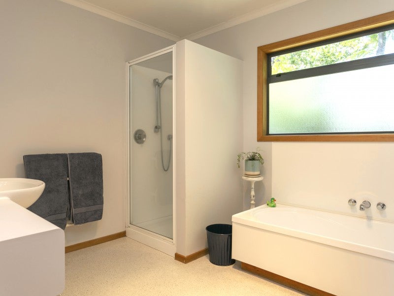 34 Matuku Street, Two Mile Bay, Taupo - Carousel 26