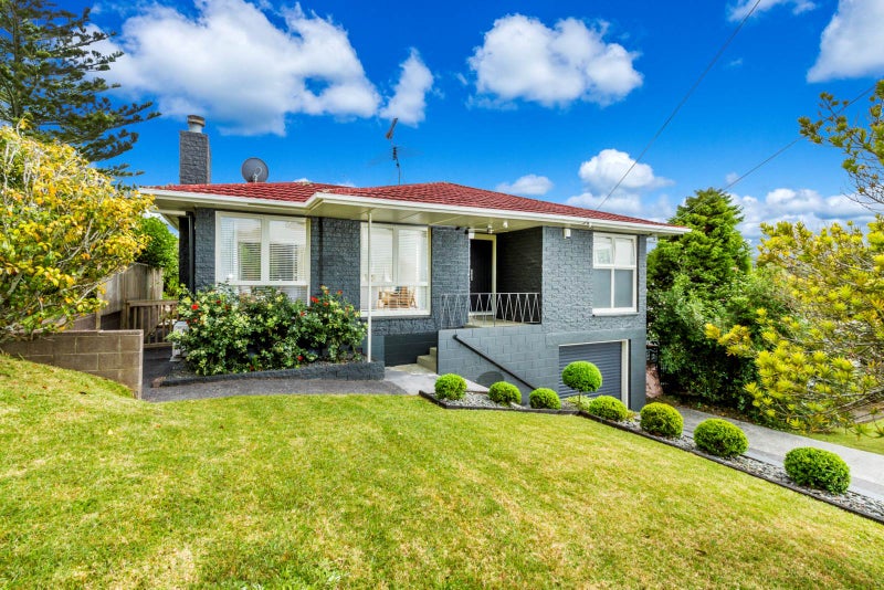 57 Seine Road, Forrest Hill, Auckland - Carousel 1