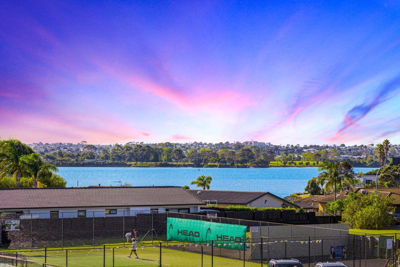 151 Fisher Parade, Farm Cove, Auckland - Carousel 1