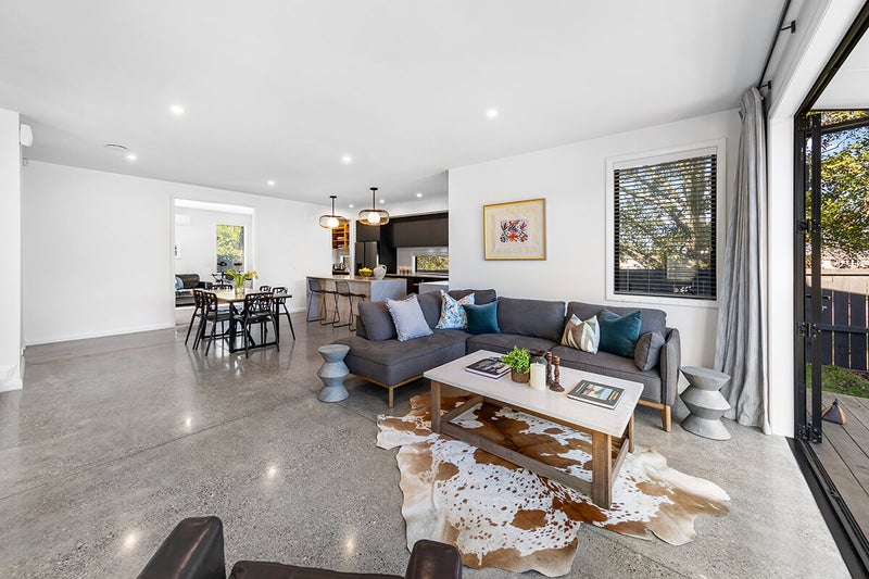 55A Torino Street, Point England, Auckland - Carousel 4