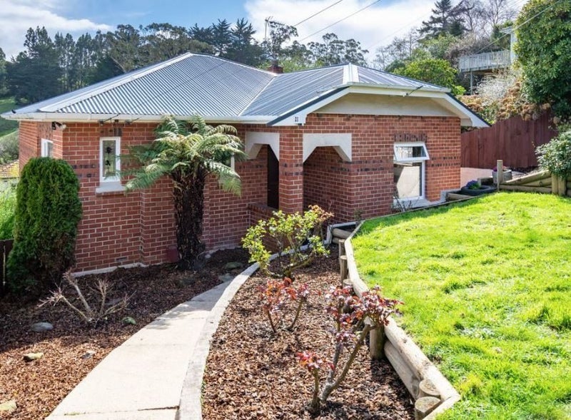 20 Barr Street, Kenmure, Dunedin - Carousel 1