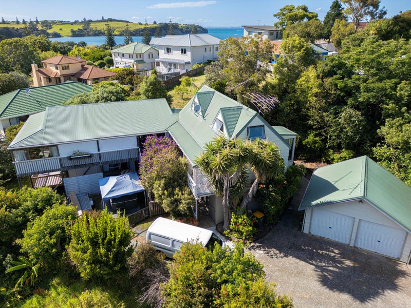 26 Everard Avenue, Army Bay, Whangaparaoa - Carousel 1