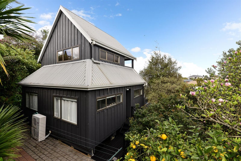 13 Beerescourt Road, Beerescourt, Hamilton - Carousel 20