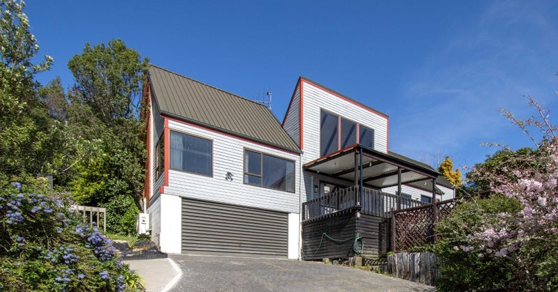 24 Sedgwick Way, Westmorland, Christchurch - Carousel 1