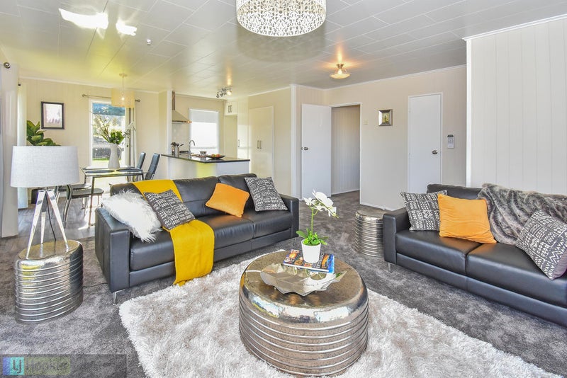 4 Agar Place, Favona, Auckland - Carousel 2