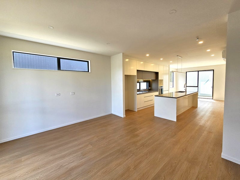 5 Yellow Pear Lane, Karaka, Papakura - Carousel 2