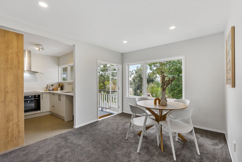 44 Taurus Crescent, Beach Haven, Auckland - Carousel 2