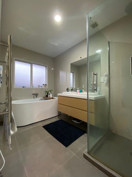 8 Aspatria Place, Northpark, Auckland - Carousel 12