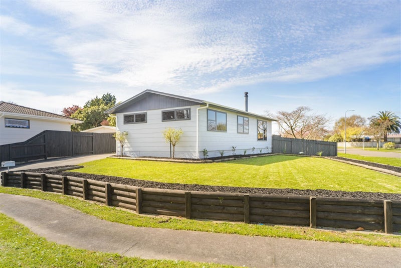 1 Hobbs Place, Westbrook, Palmerston North - Carousel 2