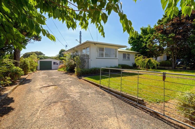 16 Euan Street, Mangakakahi, Rotorua - Carousel 1