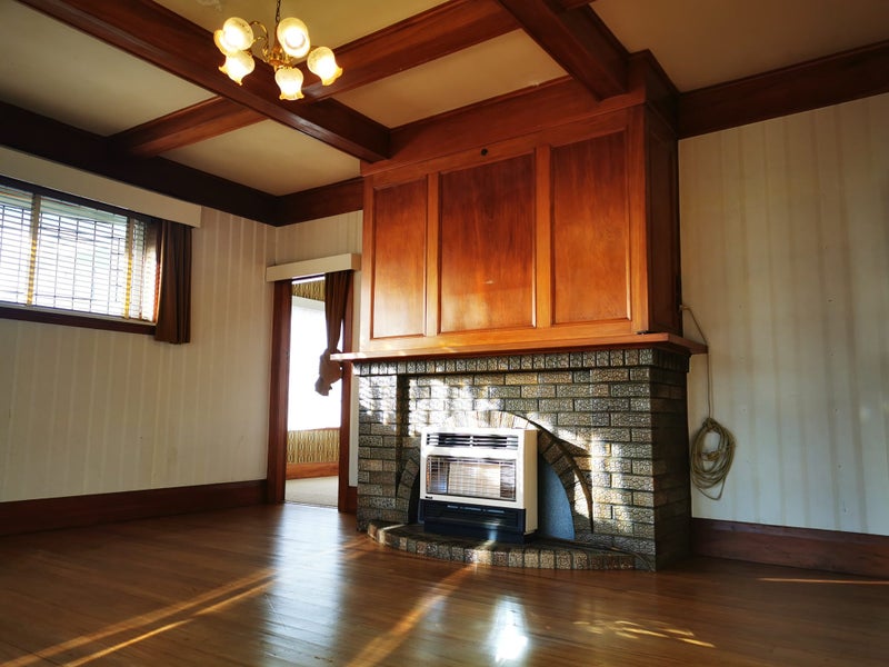 6 Hardley Street, Whitiora, Hamilton - Carousel 1