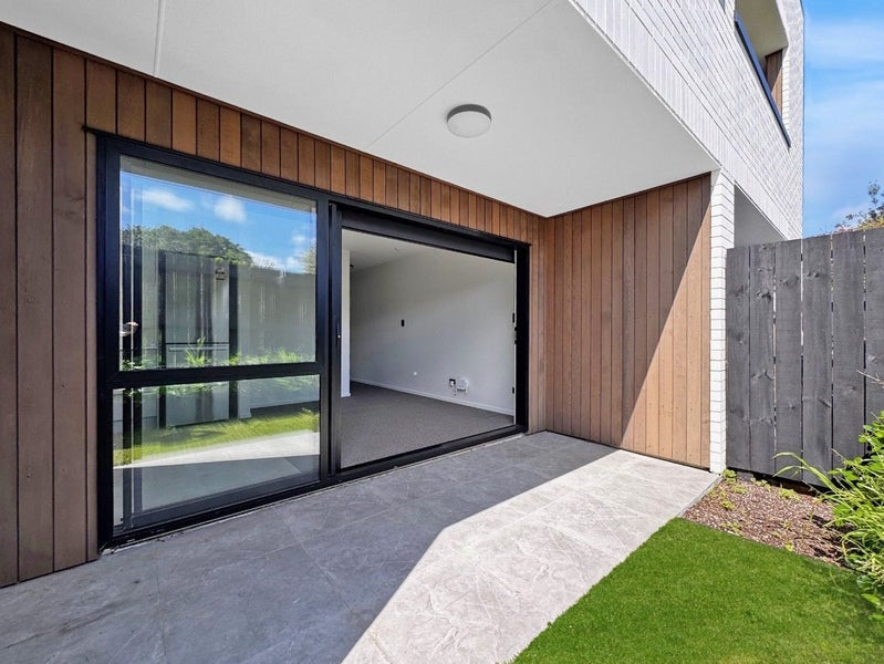 2/9 Francis Street, Grey Lynn, Auckland - Carousel 1