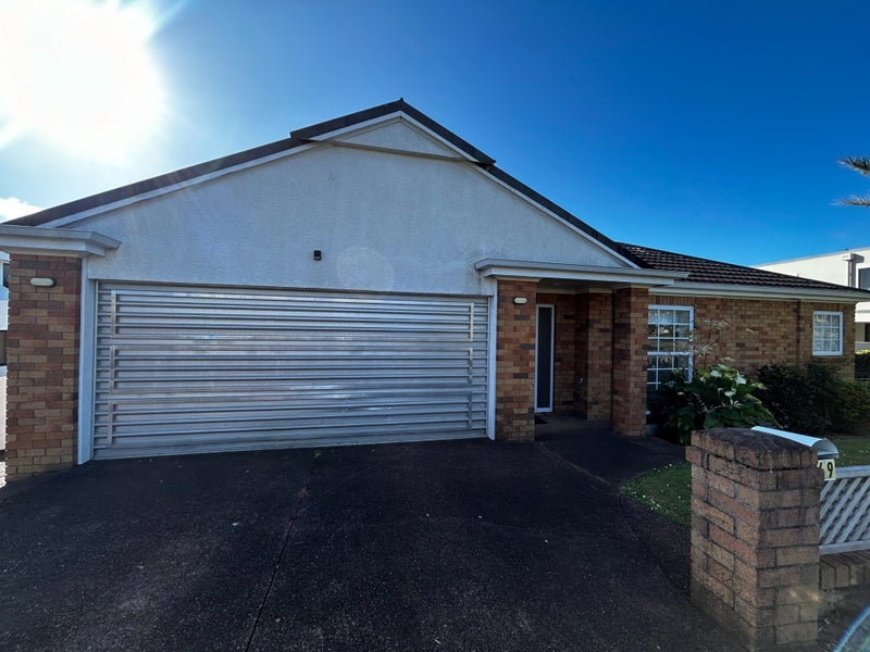 169 Norman Lesser Drive, Saint Johns, Auckland - Carousel 1