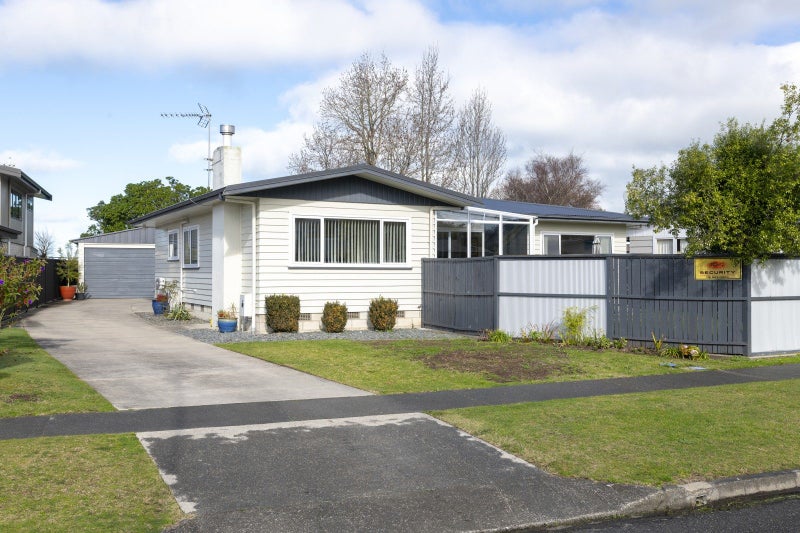 1040 Aberdeen Road, Te Hapara, Gisborne - Carousel 1
