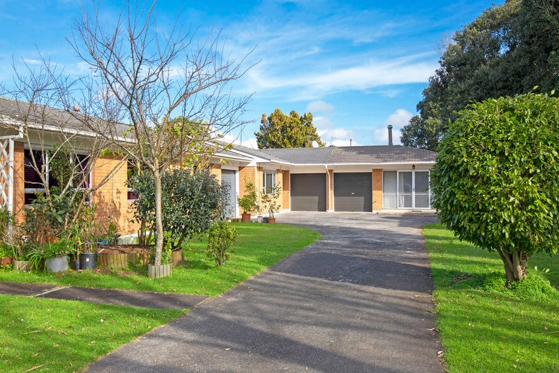 2/11 Pakuranga Road, Pakuranga, Auckland - Carousel 1