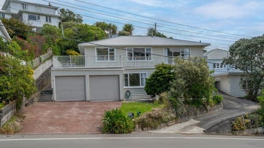 40 Calcutta Street, Khandallah, Wellington - Carousel 1