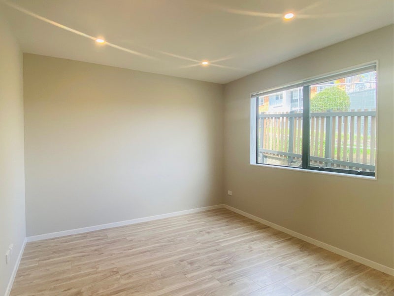 3A Routley Drive, Glen Eden, Auckland - Carousel 2