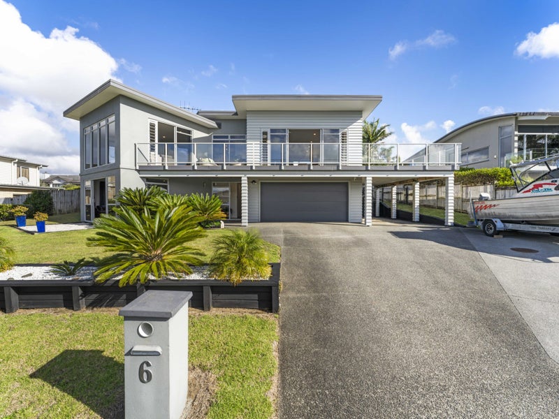 6 Intrepid Crescent, Beachlands, Auckland - Carousel 2