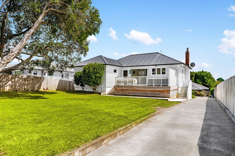 11 Commissariat Road, Mount Wellington, Auckland - Carousel 1