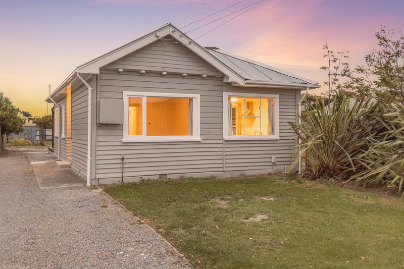 396 Keyes Road, New Brighton, Christchurch - Carousel 1