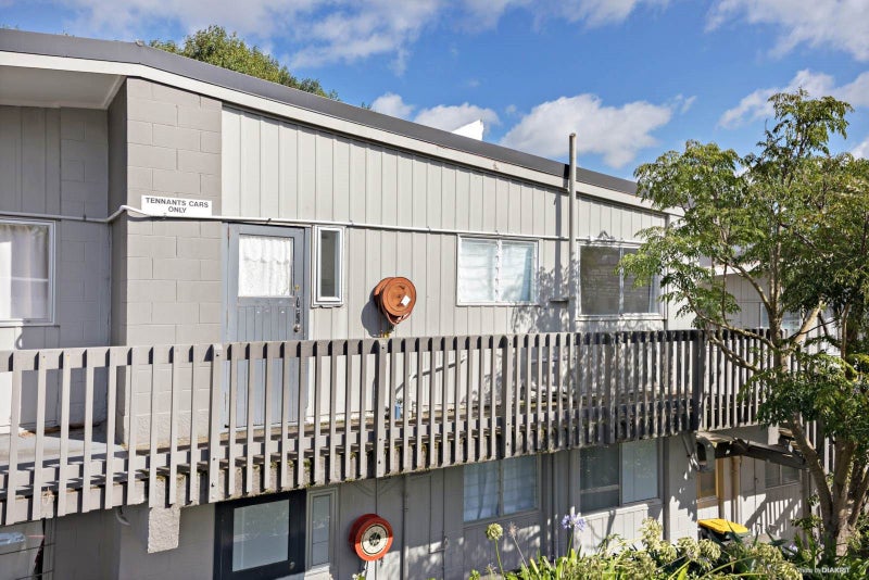 4/23 Locarno Avenue, Sandringham, Auckland - Carousel 1