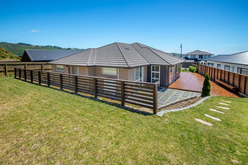 3 Okupe Grove, Aotea, Porirua - Carousel 36