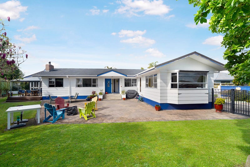 127A Swanson Rd, Henderson, Auckland  - Carousel 1
