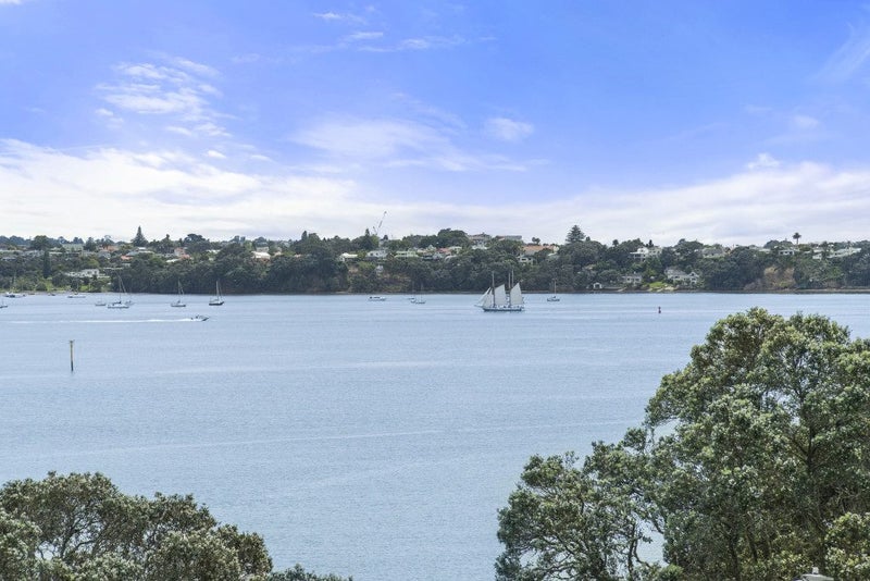 1/65 Sarsfield Street, Herne Bay, Auckland - Carousel 1