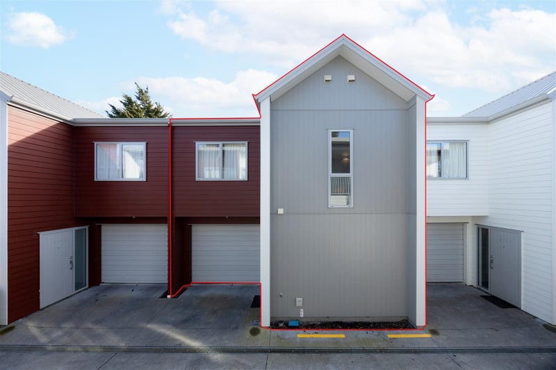 4/16 Hammond Street, Hamilton Central, Hamilton - Carousel 1