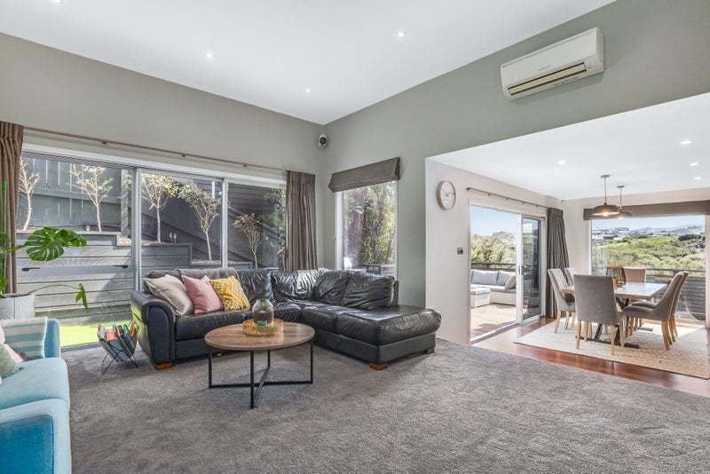 64 Saint Ives Drive, Camborne, Porirua - Carousel 2