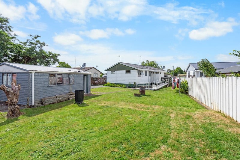 28 Lindsay Crescent, Nawton, Hamilton - Carousel 2