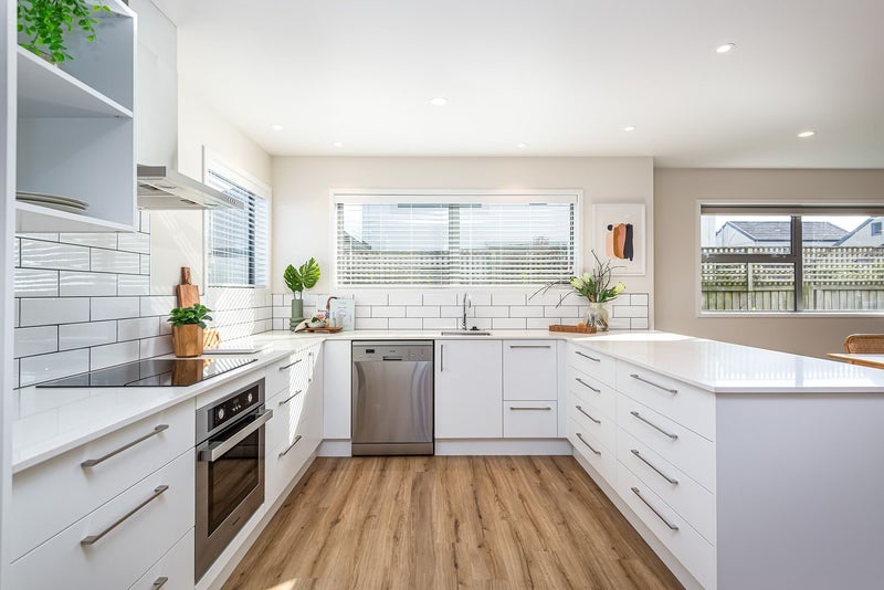 35B Whitmore Street, Edgeware, Christchurch - Carousel 2