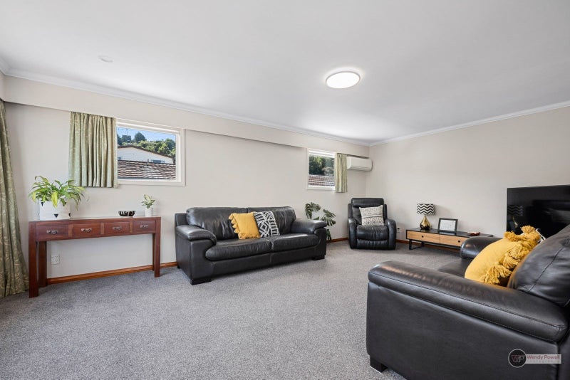 30 Viewmont Drive, Harbour View, Lower Hutt - Carousel 2