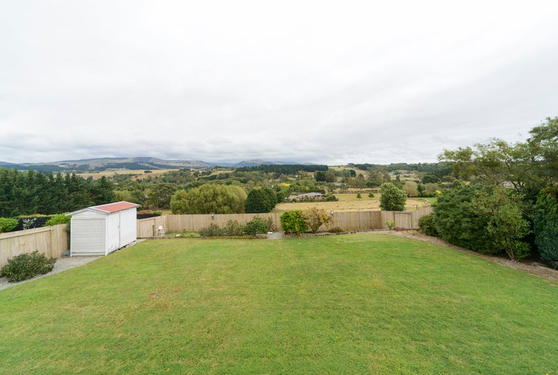 78 Pacific Drive, Fitzherbert, Palmerston North - Carousel 18